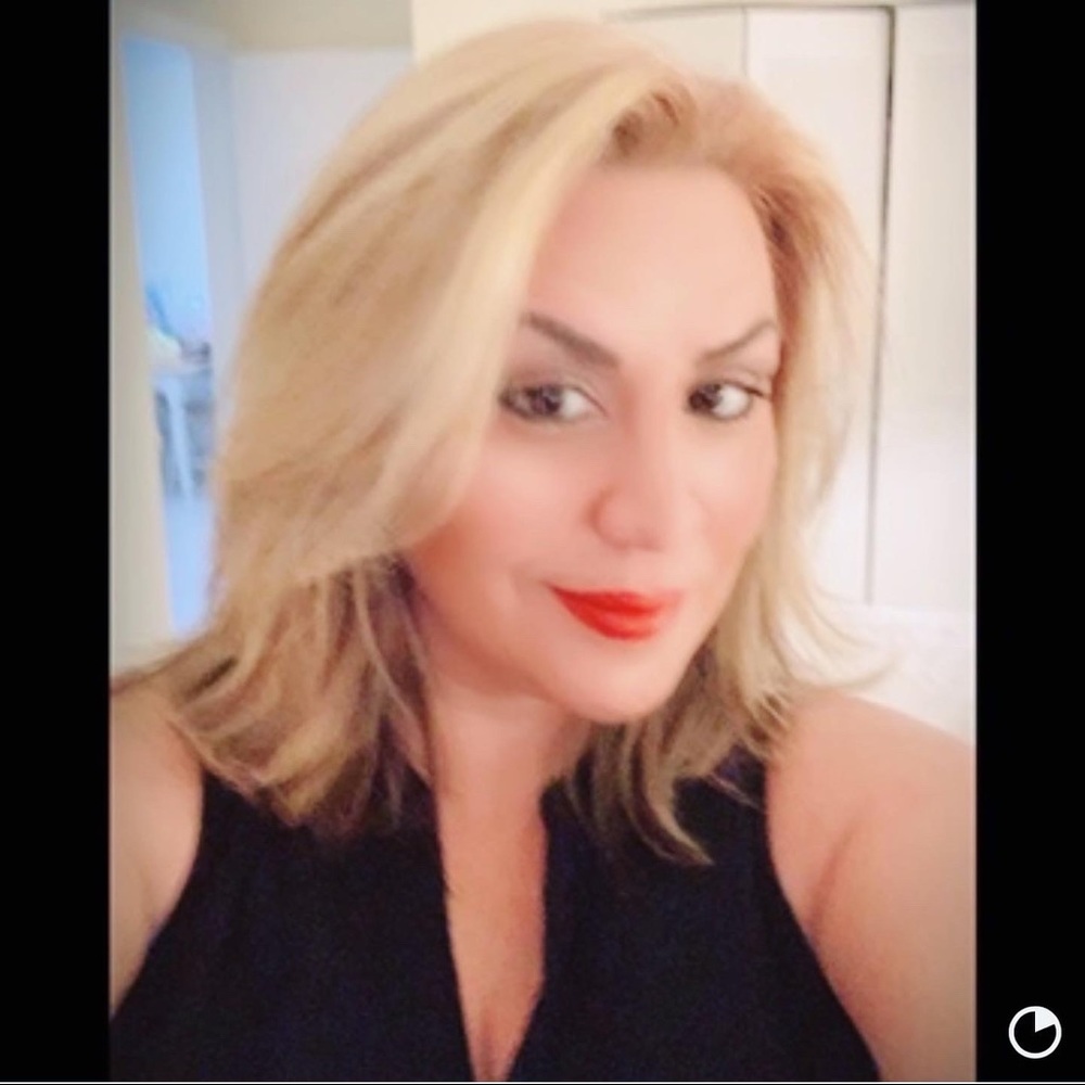 Meet your Posher, Vanessa